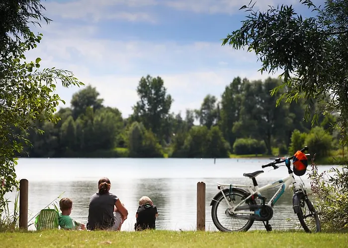 Parque de vacaciones De Twee Bruggen