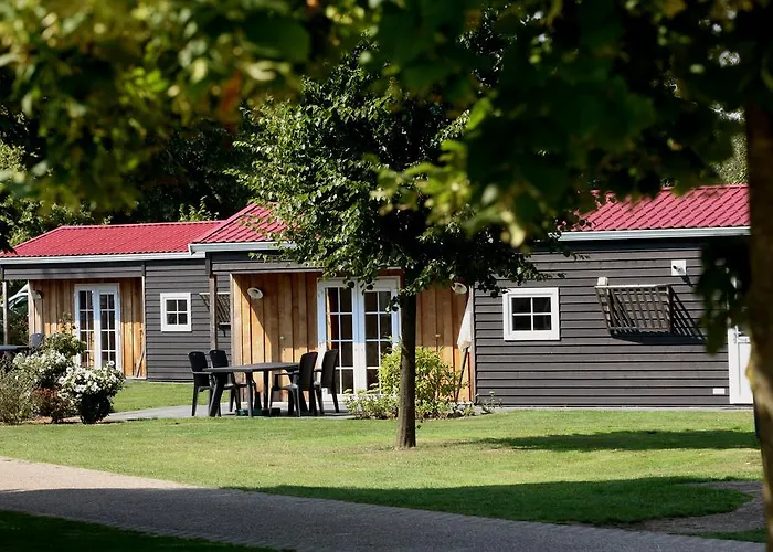 De Twee Bruggen פארק נופש ווינטרסווייק