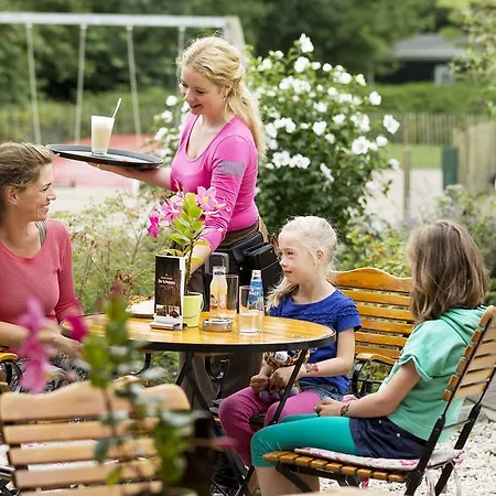 Vakantiepark De Twee Bruggen *