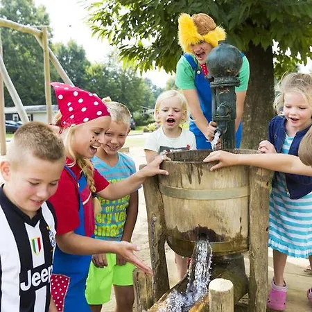 ホリデーパーク De Twee Bruggen